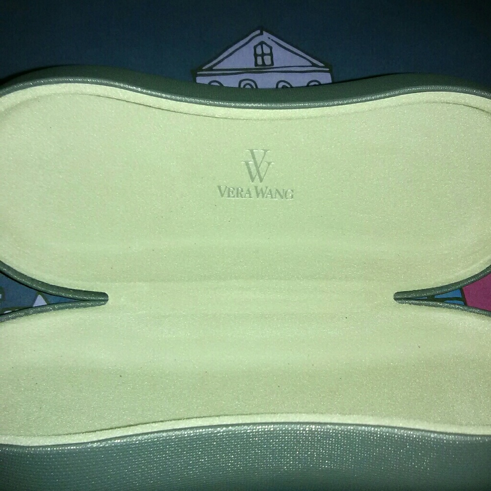 Case - Picture 2 of 2